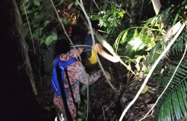Sesat Ketika Mendaki Bukit 7 Remaja Lelaki Ditemukan Selamat Semasa Mstar