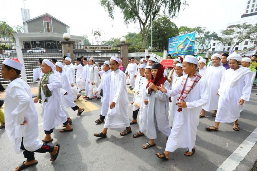 Masih Ada Pihak Beranggapan Sambutan Maulidur Rasul Perbuatan Bidaah Ketahuilah Fatwa Peringkat Antarabangsa Ini Ad Din Mstar