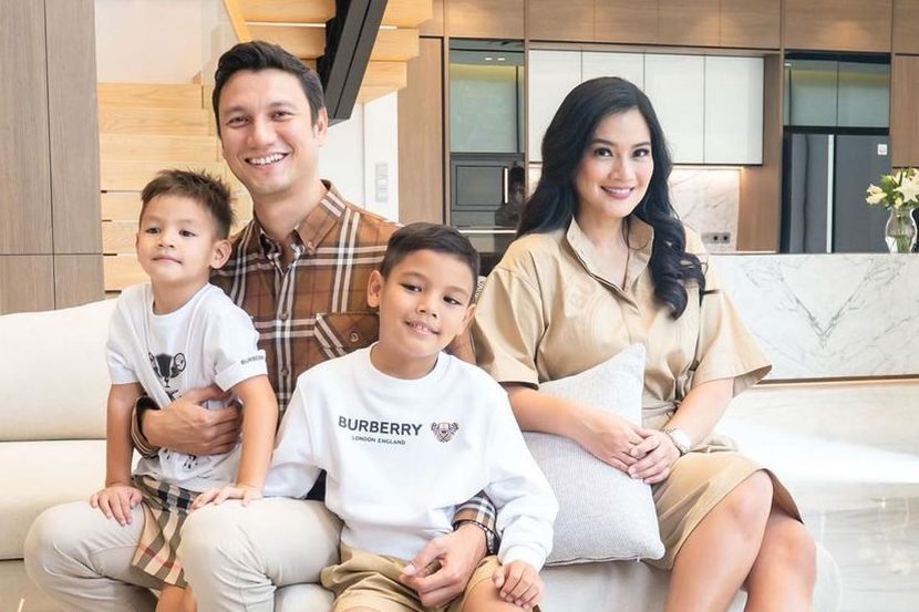 Titi Kamal kongsi tip kekal bahagia, elak keluar rumah ketika bergaduh  dengan suami - Bintang Global | mStar