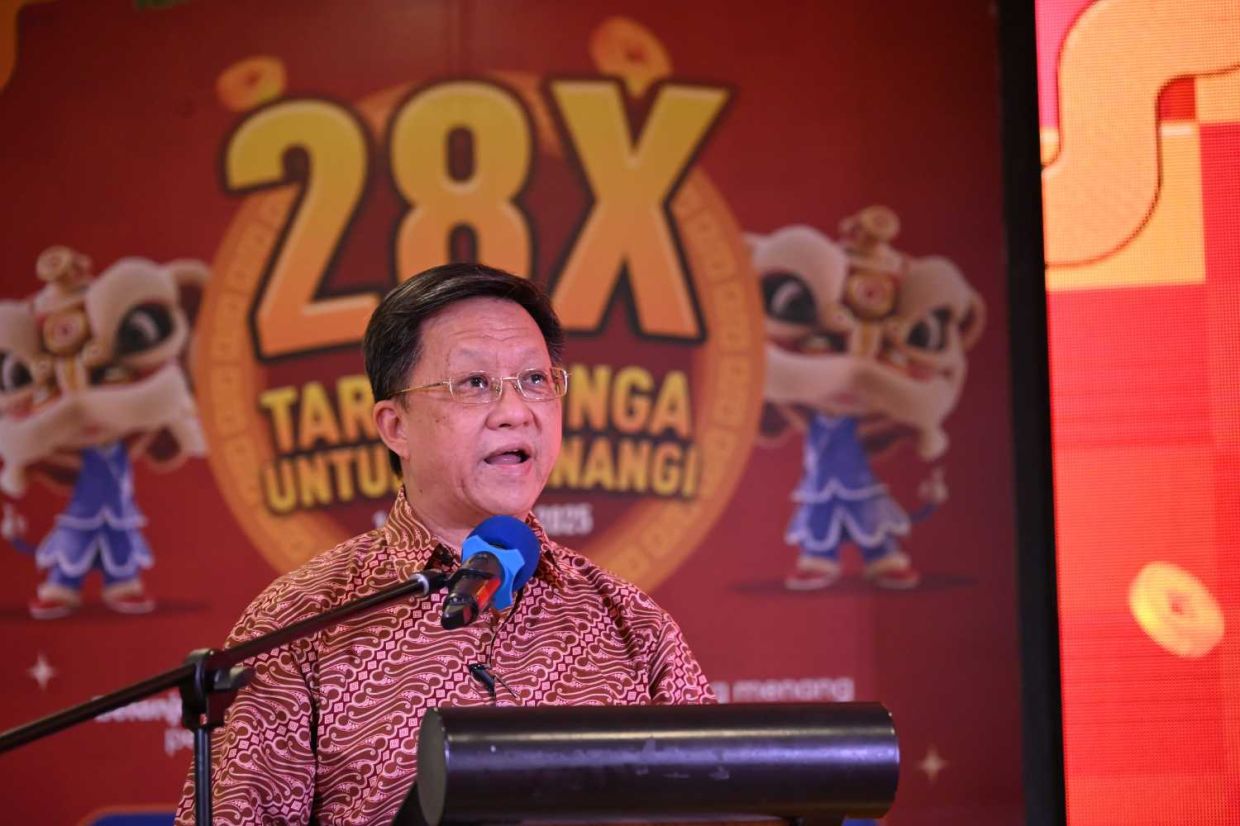 Mydin Pelancaran Kongsi Meriah CNY 2025.. — RAJA FAISAL HISHAN/The Star