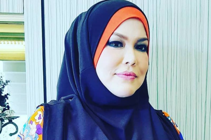Farisha mendoakan kebahagiaan buat bekas suami.