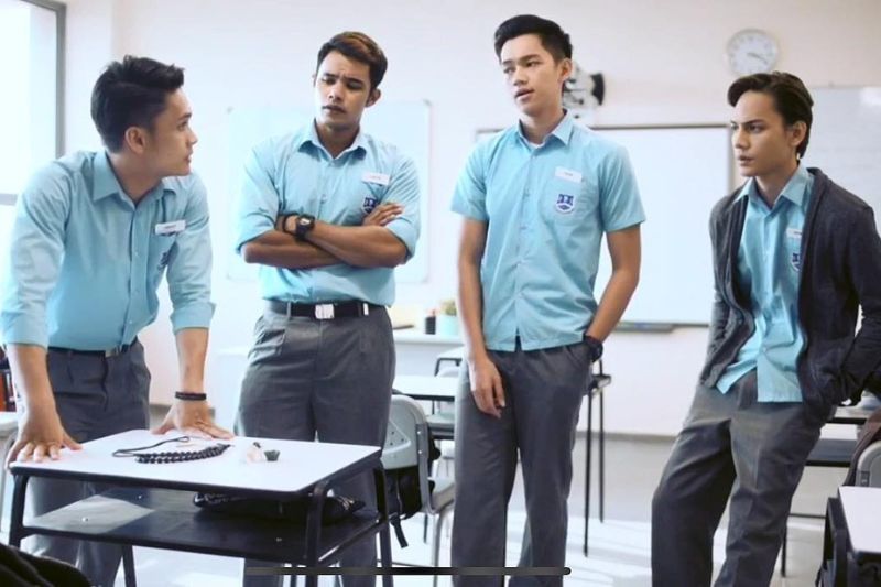 Dari kiri: Randy, Hafreez, Brandon dan Ikmal dalam drama Gantung The Series.