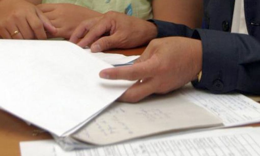 Semakan rekod kewangan diperlukan sebelum membuat sebarang pinjaman. -Gambar hiasan