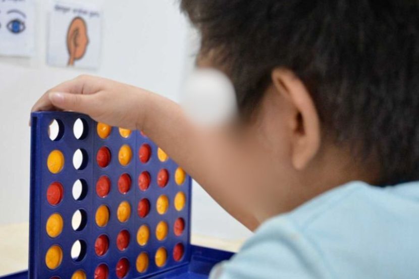 Anak autism mempunyai bakat yang istimewa berbanding kanak-kanak biasa. -Gambar hiasan