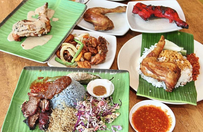Favourites include nasi kukus served with a variety of chicken dishes, as well as nasi kerabu.