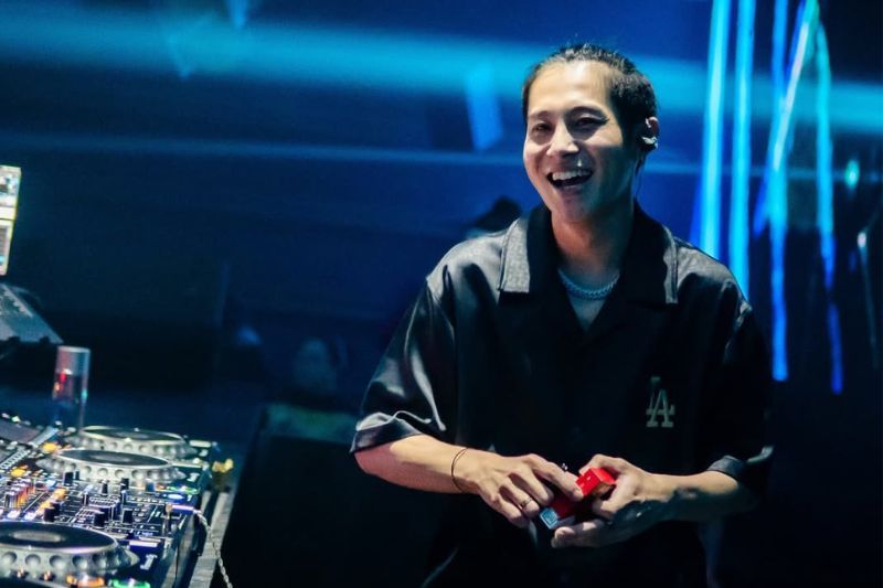 DJ Panda mahu bertanggungjawab menikahi Erika namun aktres berkenaan membatalkannya.