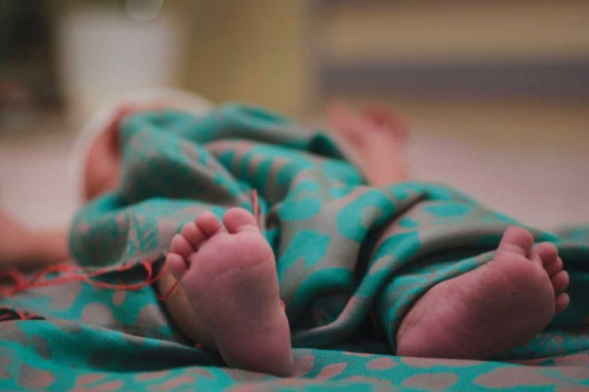 Wanita disaran menunggu sekurang-kurangnya 24 bulan antara kelahiran terkini dan hamil semula. -Gambar hiasan