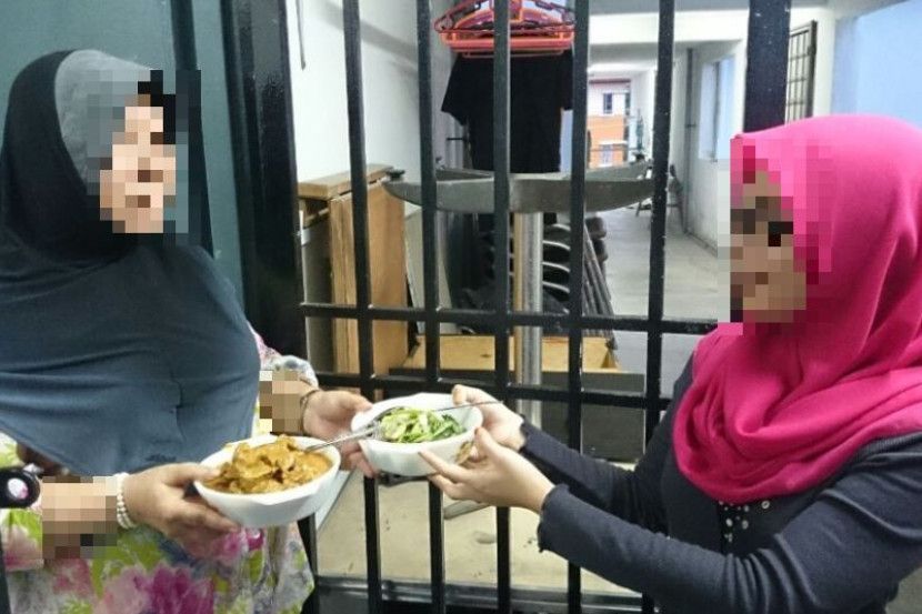 Jiran tetangga perlulah saling bertoleransi dan bertimbang rasa. -Gambar hiasan