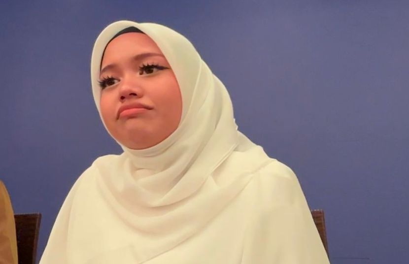 Dahlia sebelum ini dikenali dengan imej bertudung.