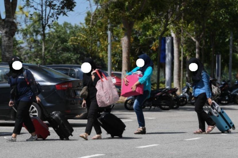 Pelajar perlu berdikari sendiri sebaik menjejak kaki ke kampus. -Gambar hiasan