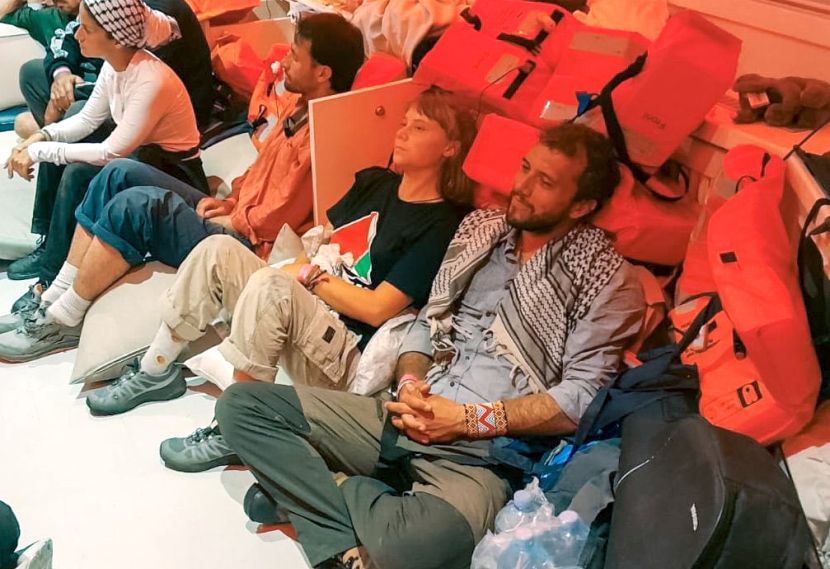 Antara aktivis yang ditahan Tentera Laut Israel dan akan dihantar pulang.