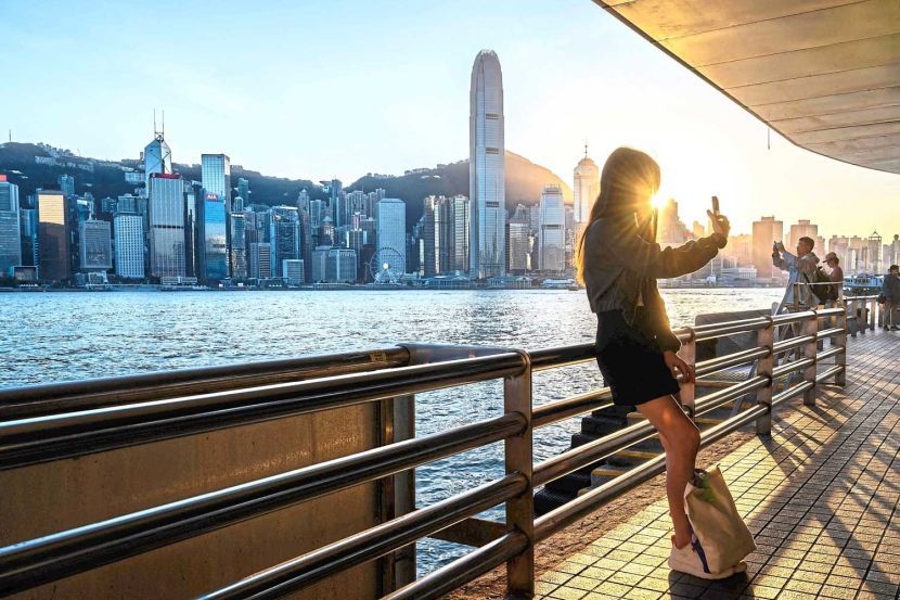 Ramai yang mengabadikan kenangan melalui gambar. -Gambar hiasan