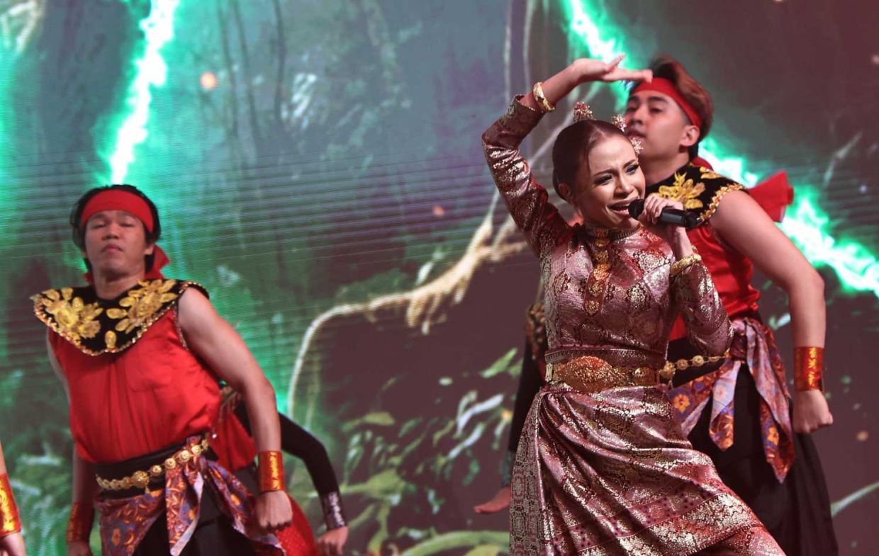 Deputy Minister of Investment, Trade & Industry, Liew Chin Tong launching the MITI ASEAN Day 2025 at Dewan Perdana in MITI on November 14.-AZMAN GHANI/The Star