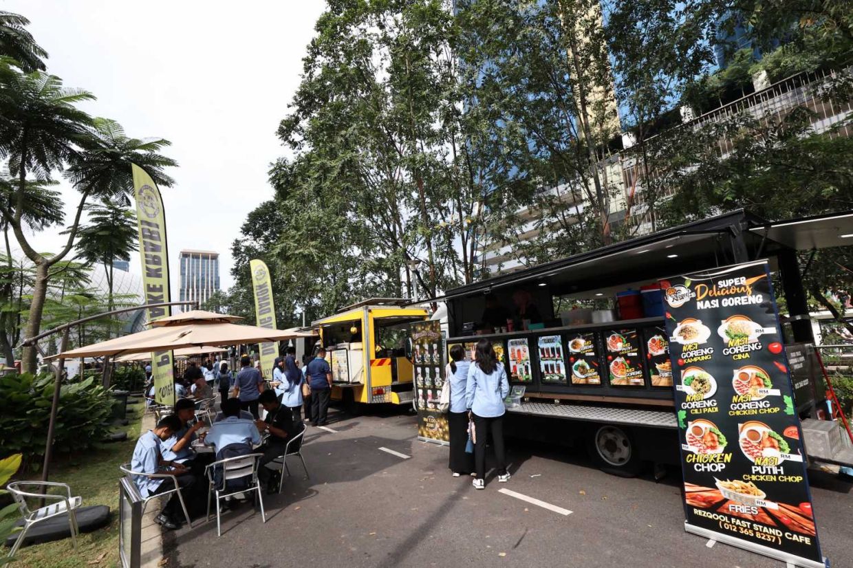 Deputy Minister of Investment, Trade & Industry, Liew Chin Tong launching the MITI ASEAN Day 2025 at Dewan Perdana in MITI on November 14.-AZMAN GHANI/The Star
