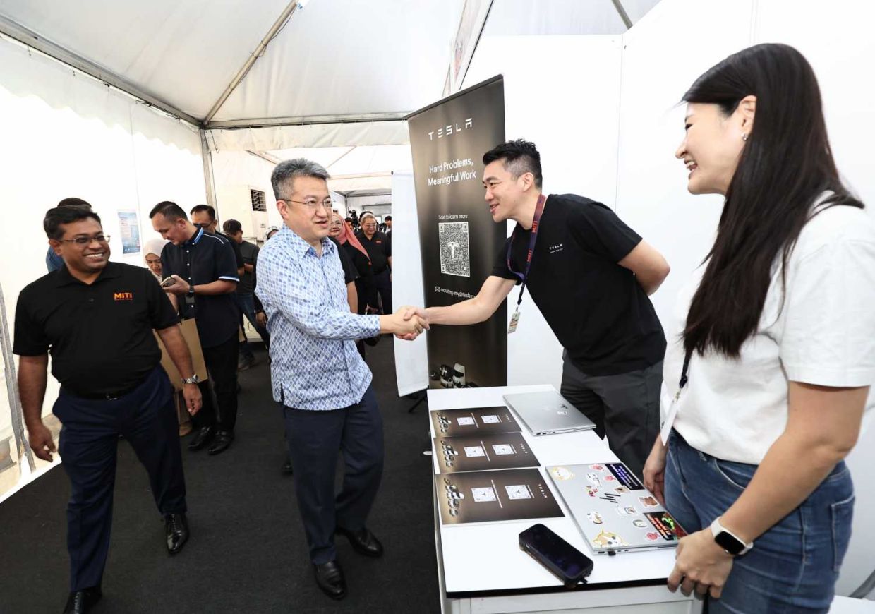 Deputy Minister of Investment, Trade & Industry, Liew Chin Tong launching the MITI ASEAN Day 2025 at Dewan Perdana in MITI on November 14.-AZMAN GHANI/The Star