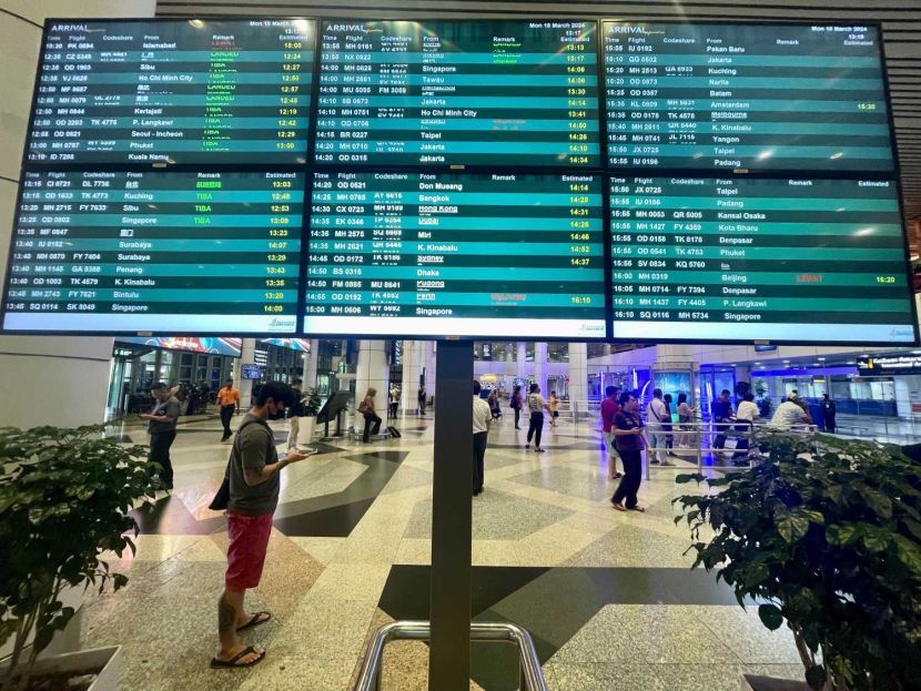 A general crowd situation inside the Kuala Lumpur International Airport, KLIA. Story on the airport tax increase will hurt tourism. — FAIHAN GHANI/The Star