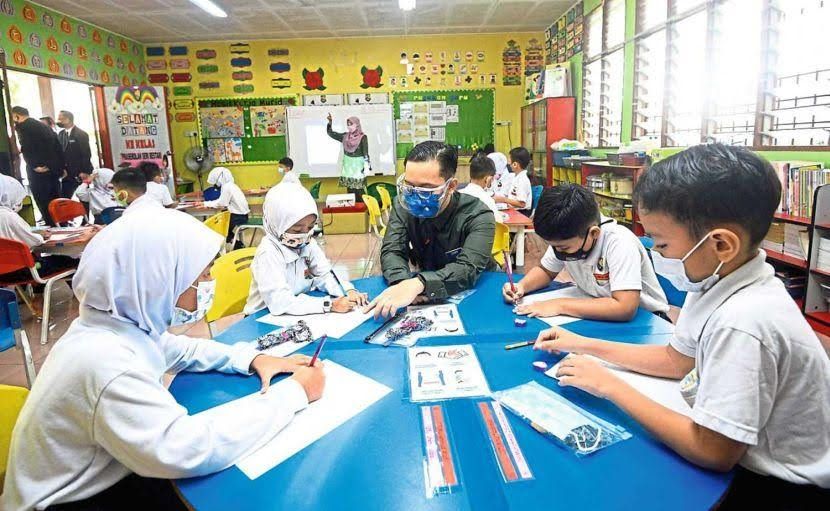 Sesi pembelajaran akan dilakukan secara co-teaching. -Gambar hiasan