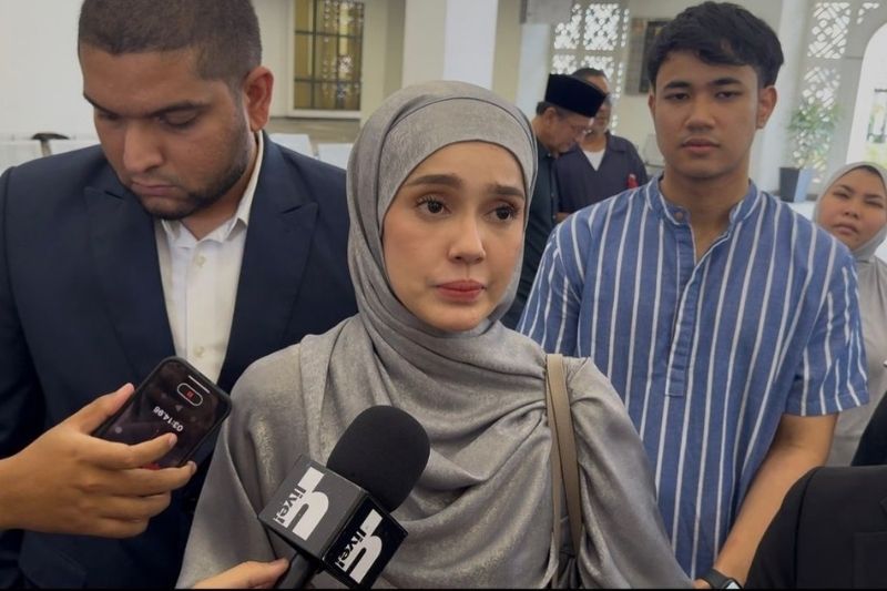 Uqasha sah bercerai talak satu dengan Kamal.