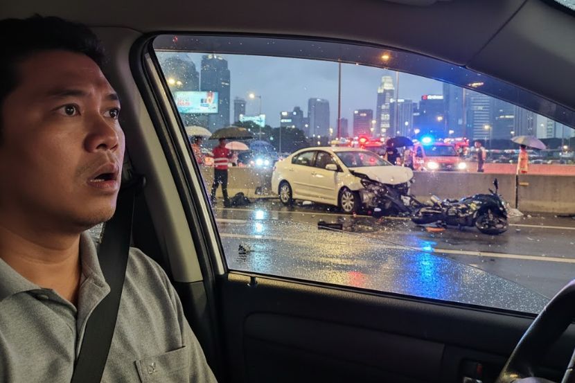 Terdapat individu tertentu diganggu roh mangsa kemalangan. -Gambar hiasan AI