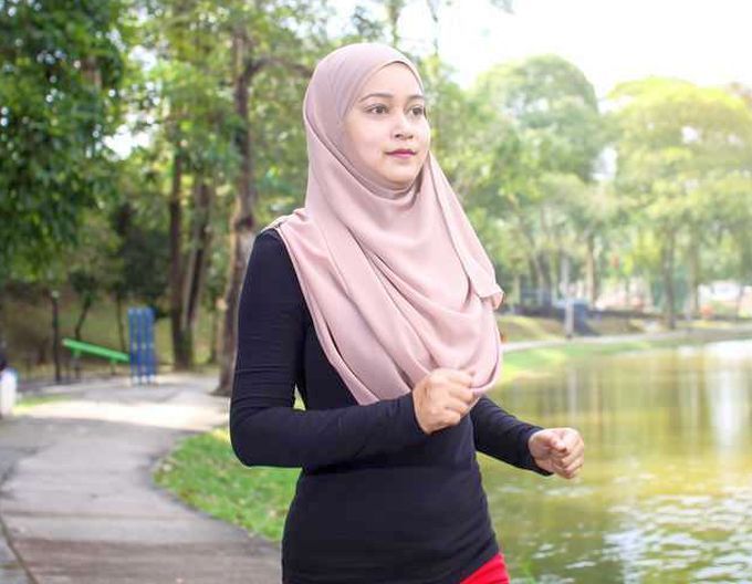 Pakaian sukan turut dibenarkan dalam solat namun tidak digalakkan. -Gambar hiasan