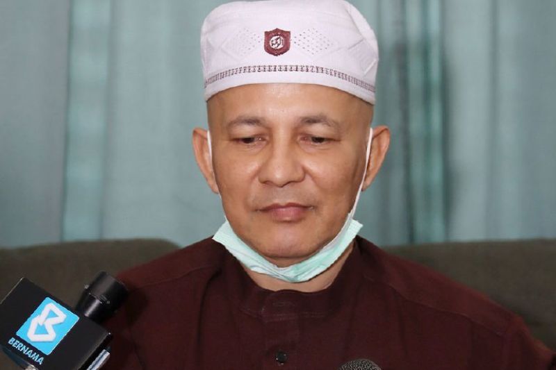 M Jamil terkilan isterinya berubah sikap.