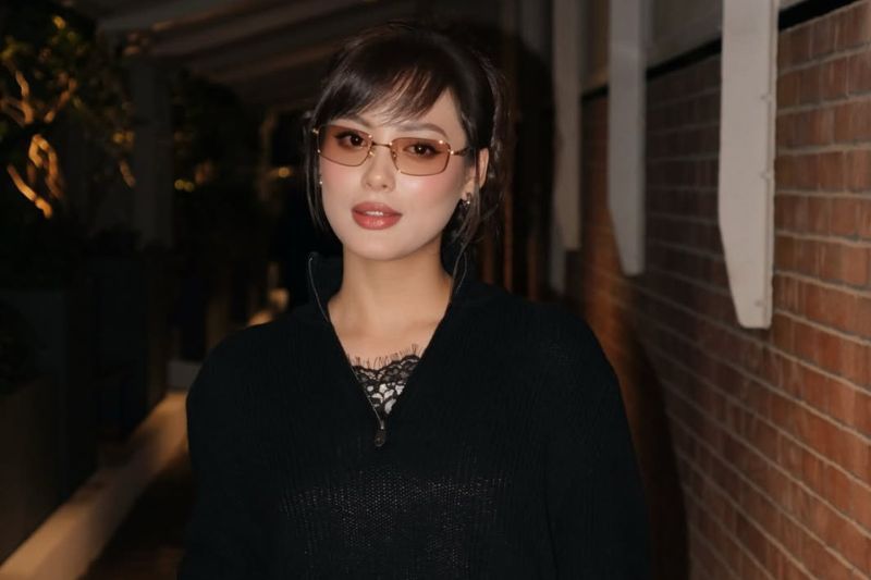 Ezzanie bersyukur dia dan keluarga selamat.