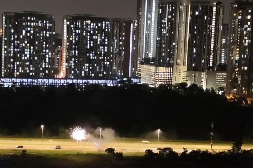 Penduduk berkongsi suasana pukul 3 pagi di Cyberjaya. -Gambar media sosial
