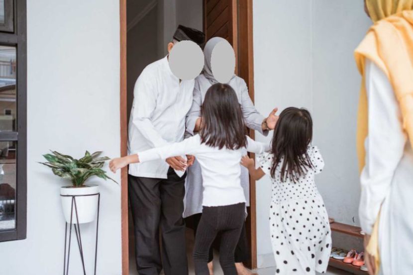 Anak sentiasa berfikiran ibu bapa mereka sentiasa membezakan setiap anak. -Gambar hiasan 