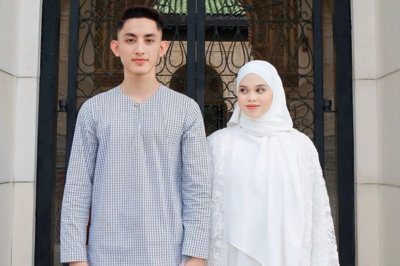 Umisya (kanan) pernah diceraikan taklik oleh Aslam.