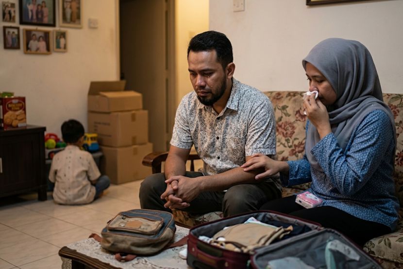 Mana-mana ibu bapa pastinya kecewa apabila anak mereka menjadi bahan ejekan. -Gambar hiasan AI