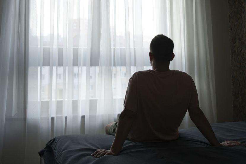 Suami juga boleh terluka dengan sikap kedekut isterinya. -Gambar hiasan