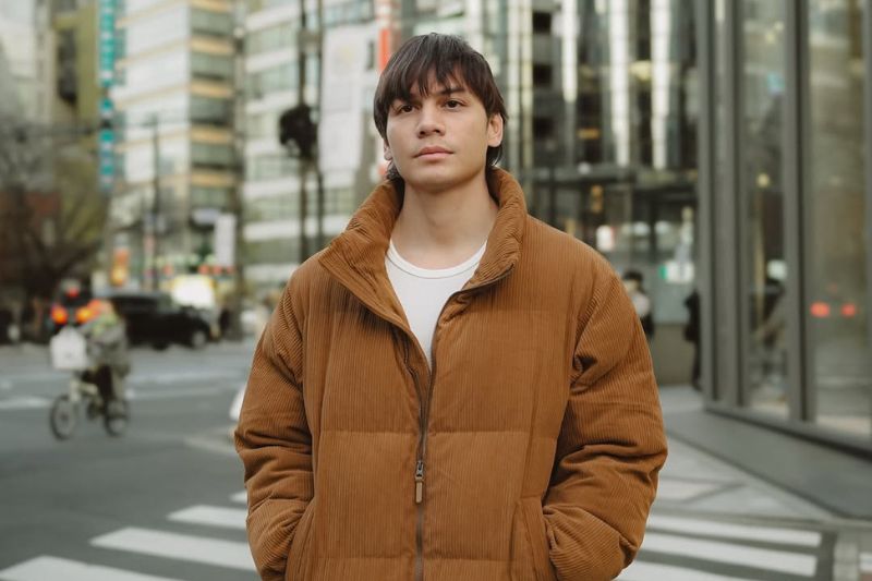 Ikmal merasakan dirinya tidak setanding Jefri.