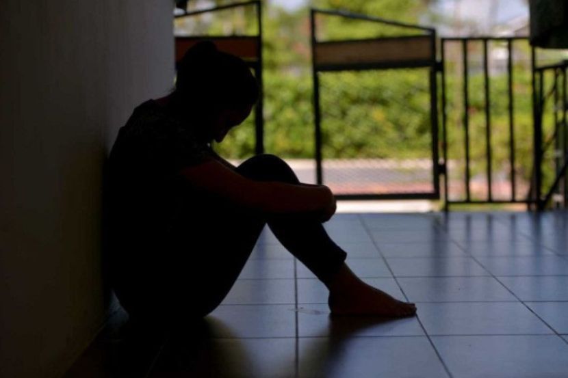 Trauma akan menyebabkan seseorang masih dibelenggu masa silam. -Gambar hiasan