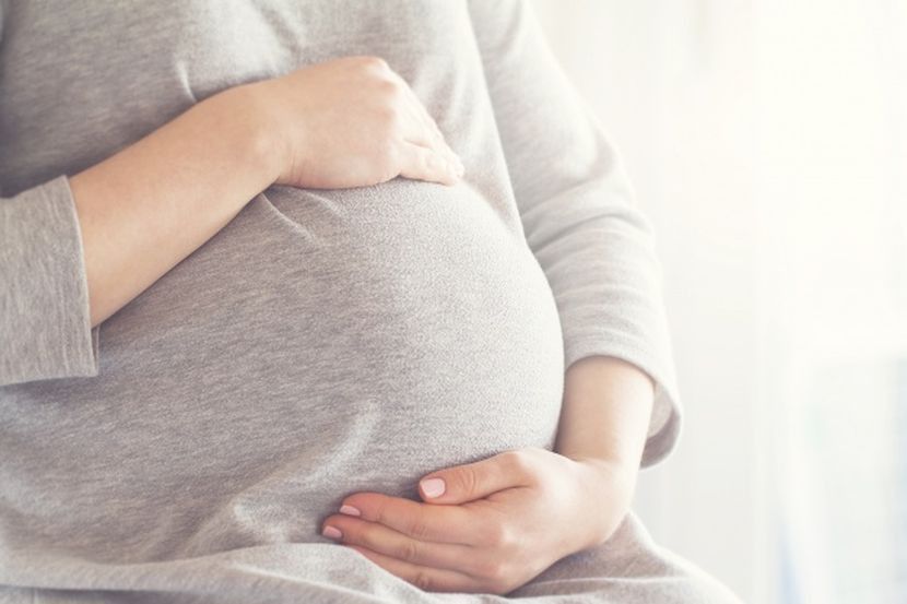Wanita yang hamil di trimester lebih mudah mengalami keletihan akibat perjalanan jauh. -Gambar hiasan