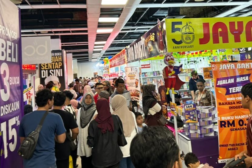 Diskaun buku di PBAKL 2026 mencecah 30 hingga 50 peratus. 
