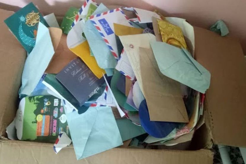 Para tetamu memberi sumbangaan kepada tuan rumah bagi tujuan meringankan beban. -Gambar hiasan 