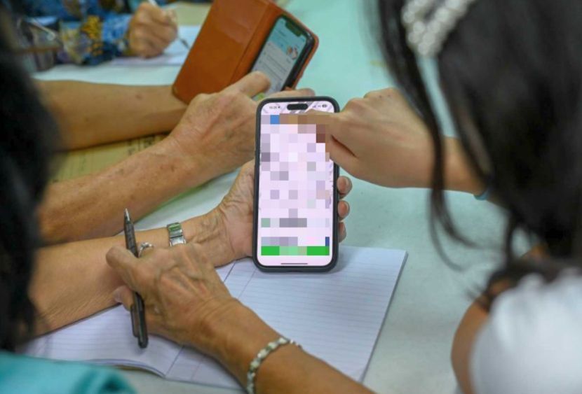 Pulangan lumayan yang dijanjikan sindiket menyebabkan ramai individu terpedaya. -Gambar hiasan