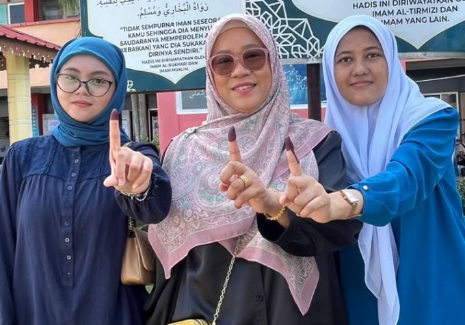 Pengundi kali pertama akui proses pengundian tidak rumit.