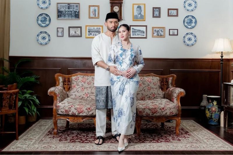 Redza dan Bella (kanan) bernikah pada Jun 2024.