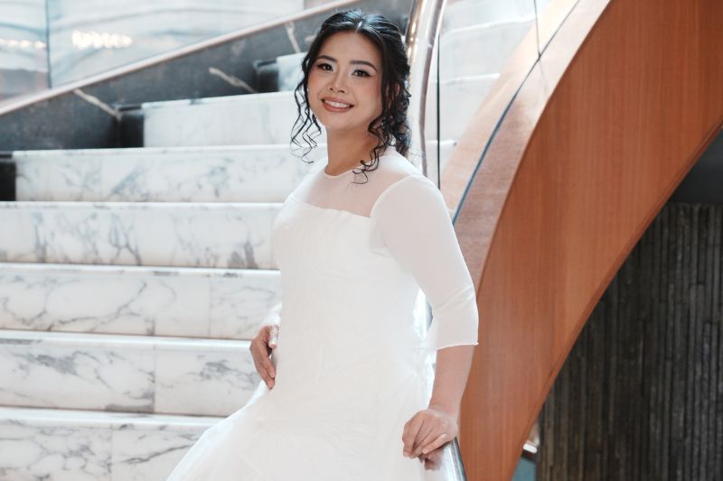 Emma banyak menerima DM di media sosial daripada lelaki tidak dikenali.