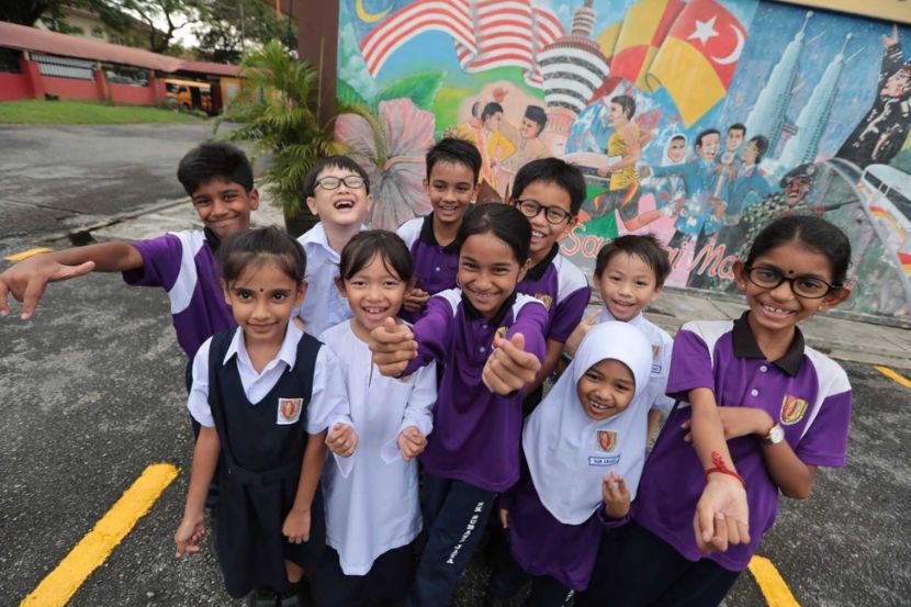 Murid yang sudah menguasai kurikulum diberikan peluang untuk mengembangkan potensi mereka. -Gambar hiasan
