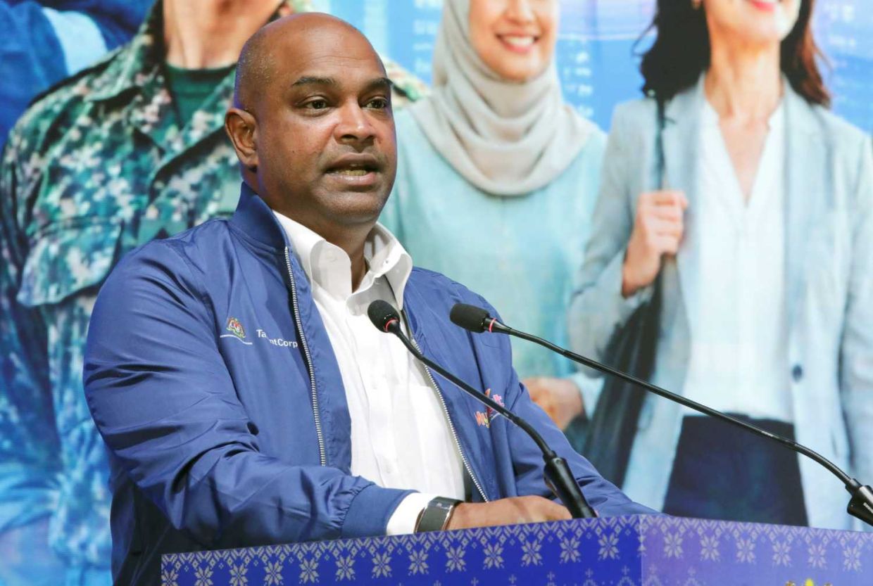 Ramanan berkata pembangunan bakat perlu bergerak seiring dengan hala tuju ekonomi negara.